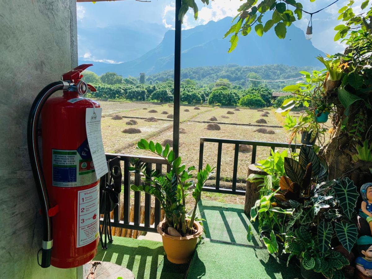 Hotel Krathom Doi Luang Chiang Dao Esterno foto